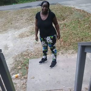 Meet your Posher, Latonia